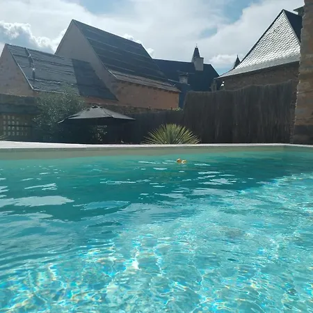 Semesterbostad Mas Du Colombier *